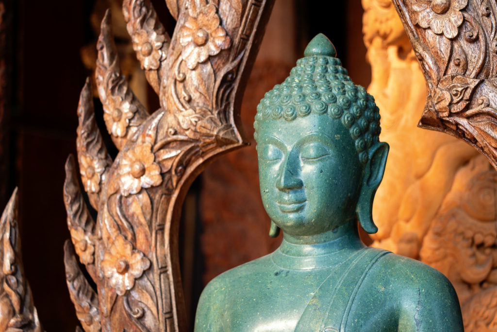 Buddha im Schwarzen Haus von Chiang Rai