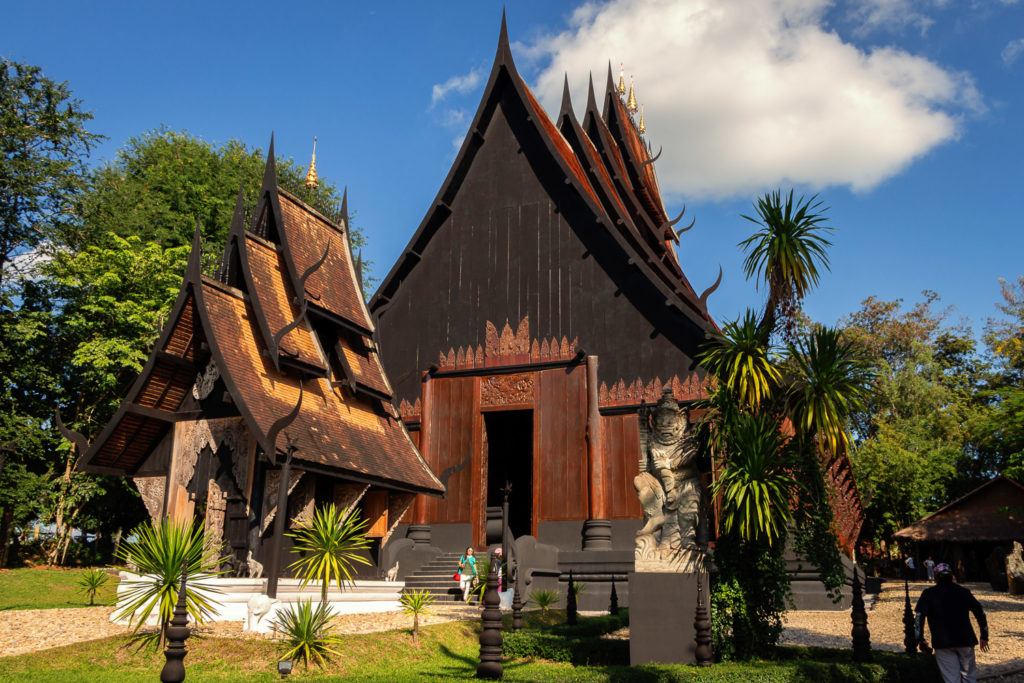 Das gruselige Schwarze Haus in Chiang Rai